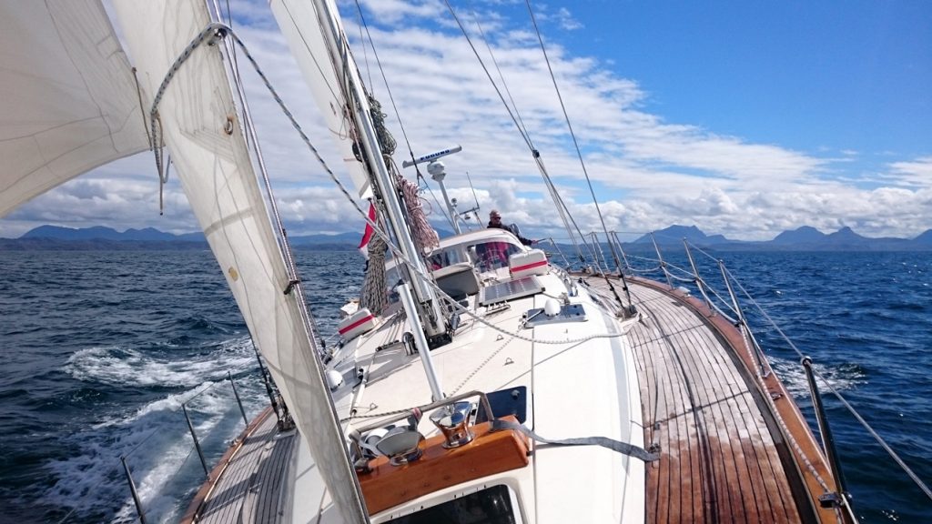 Sailing holidays with skipper